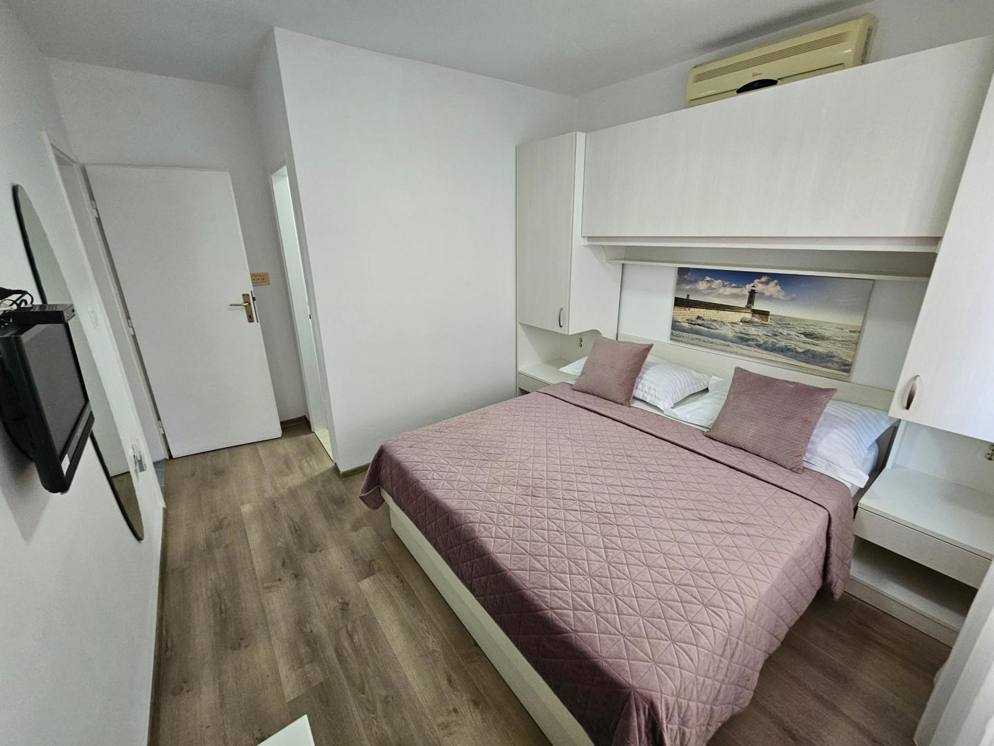 Apartmani Matija Makarska Bagian luar foto